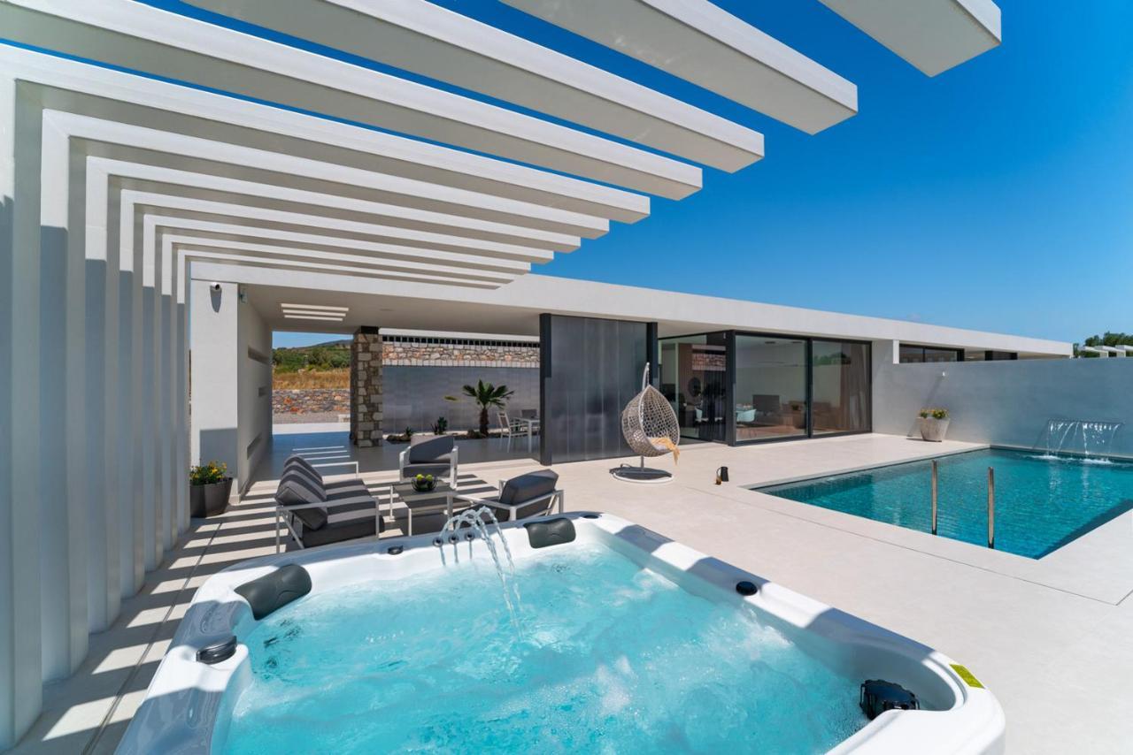 Amara Luxury * Лакания