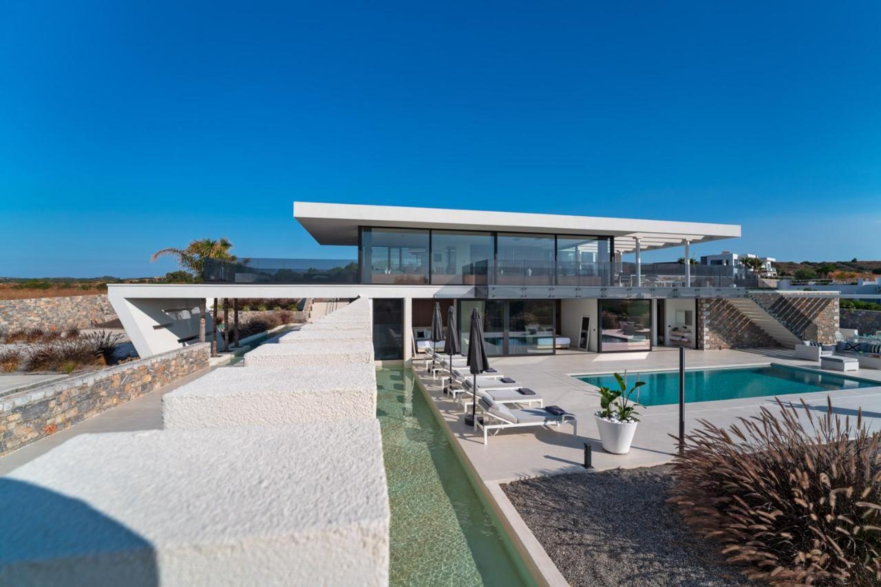 Amara Luxury Лакания